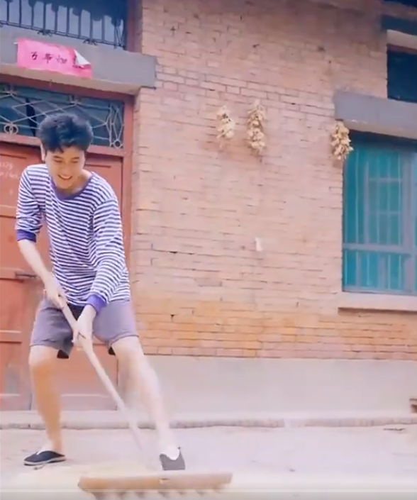 重生1984当首富第01集