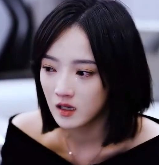 娇妻带球跑，帝少你走开第01集